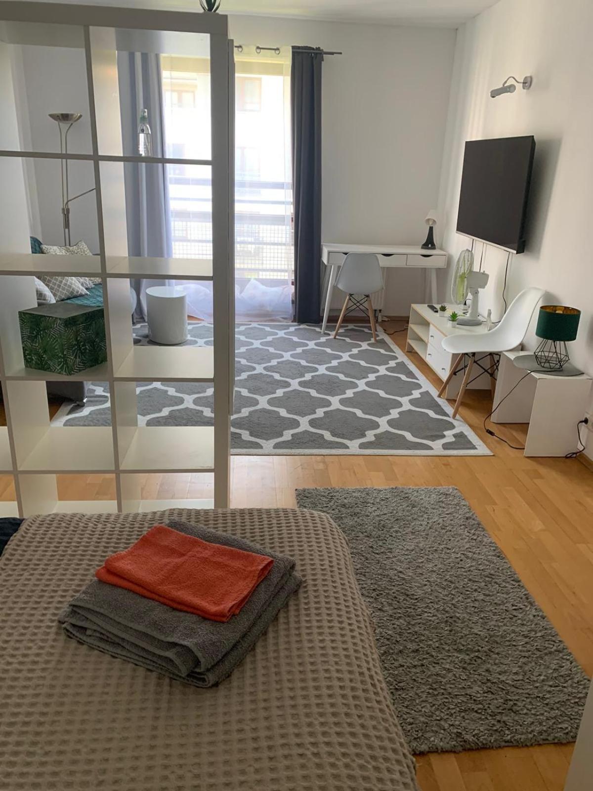 Apartament Francuska Pokoje Rooms Warsawa Bagian luar foto